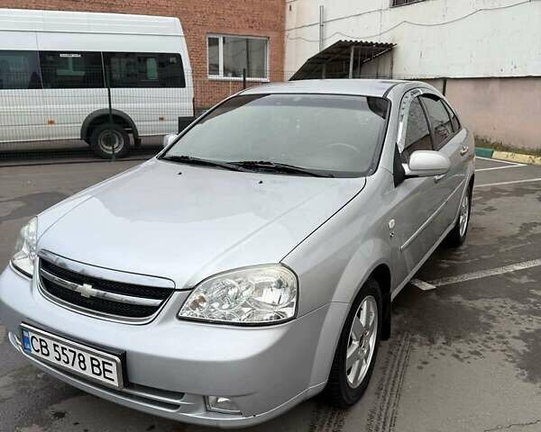 Сірий Шевроле Лачетті, об'ємом двигуна 1.8 л та пробігом 220 тис. км за 4000 $, фото 1 на Automoto.ua