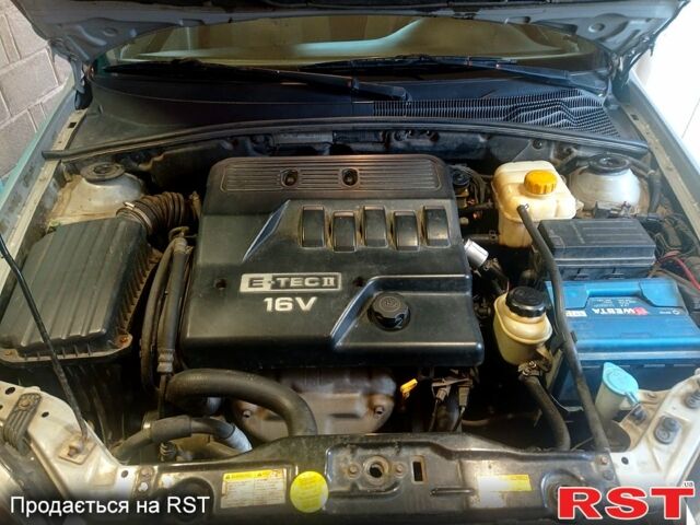 Сірий Шевроле Лачетті, об'ємом двигуна 1.6 л та пробігом 200 тис. км за 4000 $, фото 1 на Automoto.ua