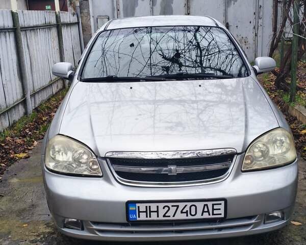 Сірий Шевроле Лачетті, об'ємом двигуна 1.8 л та пробігом 180 тис. км за 3900 $, фото 1 на Automoto.ua