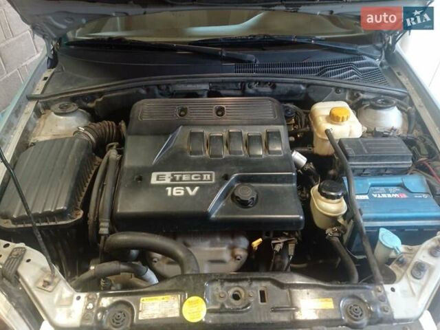 Сірий Шевроле Лачетті, об'ємом двигуна 1.6 л та пробігом 200 тис. км за 4000 $, фото 1 на Automoto.ua