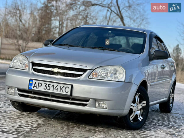 Серый Шевроле Лачетти, объемом двигателя 1.6 л и пробегом 253 тыс. км за 4500 $, фото 1 на Automoto.ua