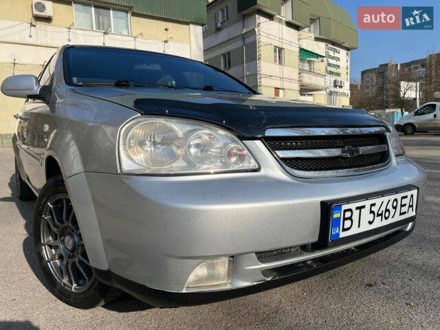 Серый Шевроле Лачетти, объемом двигателя 1.8 л и пробегом 160 тыс. км за 4250 $, фото 1 на Automoto.ua
