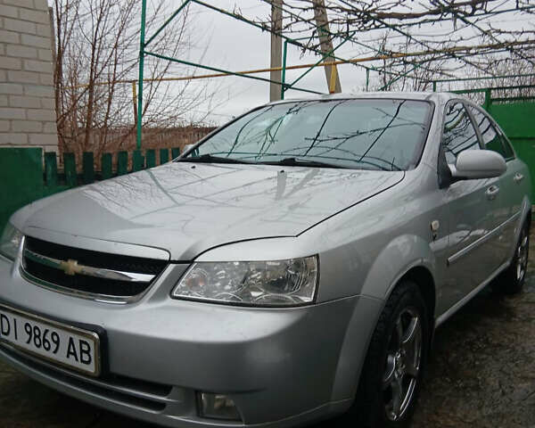 Серый Шевроле Лачетти, объемом двигателя 1.6 л и пробегом 165 тыс. км за 3200 $, фото 1 на Automoto.ua