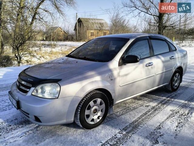 Серый Шевроле Лачетти, объемом двигателя 1.6 л и пробегом 216 тыс. км за 5200 $, фото 1 на Automoto.ua