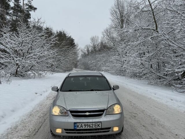 Сірий Шевроле Лачетті, об'ємом двигуна 1.8 л та пробігом 234 тис. км за 3300 $, фото 1 на Automoto.ua