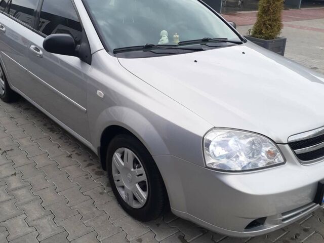 Сірий Шевроле Лачетті, об'ємом двигуна 1.6 л та пробігом 170 тис. км за 3350 $, фото 1 на Automoto.ua