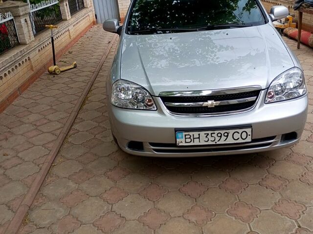 Серый Шевроле Лачетти, объемом двигателя 1.8 л и пробегом 0 тыс. км за 4000 $, фото 1 на Automoto.ua