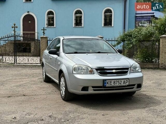 Серый Шевроле Лачетти, объемом двигателя 1.6 л и пробегом 139 тыс. км за 4600 $, фото 1 на Automoto.ua