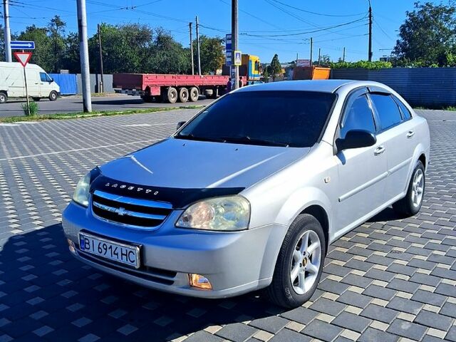 Серый Шевроле Лачетти, объемом двигателя 1.6 л и пробегом 210 тыс. км за 3450 $, фото 1 на Automoto.ua