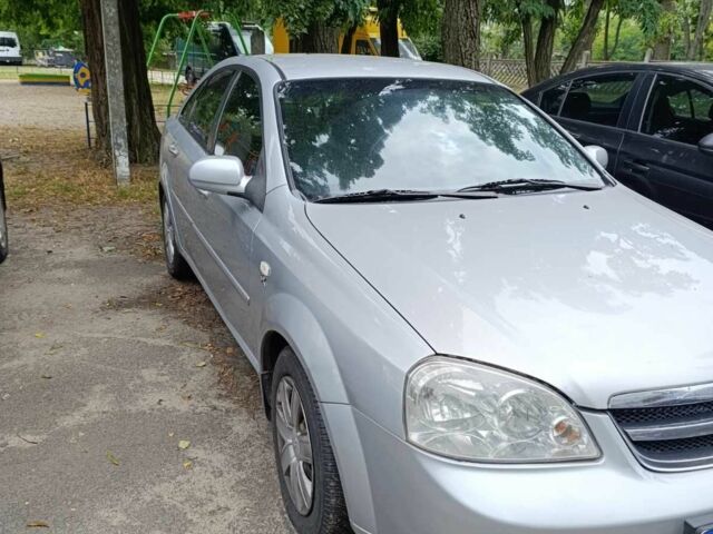 Серый Шевроле Лачетти, объемом двигателя 1.8 л и пробегом 257 тыс. км за 3432 $, фото 1 на Automoto.ua