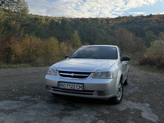 Сірий Шевроле Лачетті, об'ємом двигуна 1.6 л та пробігом 261 тис. км за 3412 $, фото 1 на Automoto.ua