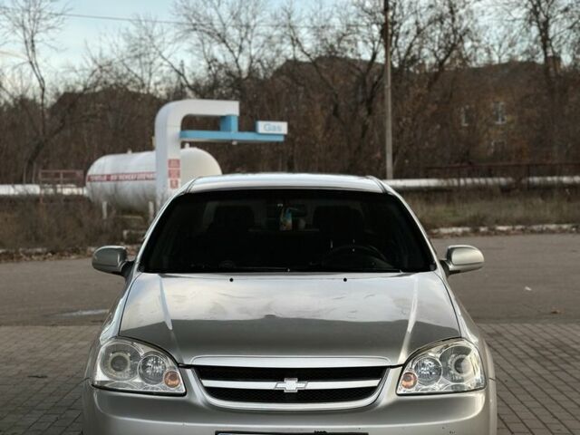 Серый Шевроле Лачетти, объемом двигателя 1.8 л и пробегом 210 тыс. км за 4499 $, фото 1 на Automoto.ua