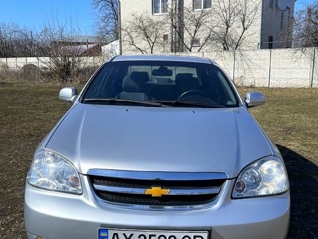 Сірий Шевроле Лачетті, об'ємом двигуна 1.8 л та пробігом 183 тис. км за 3800 $, фото 1 на Automoto.ua