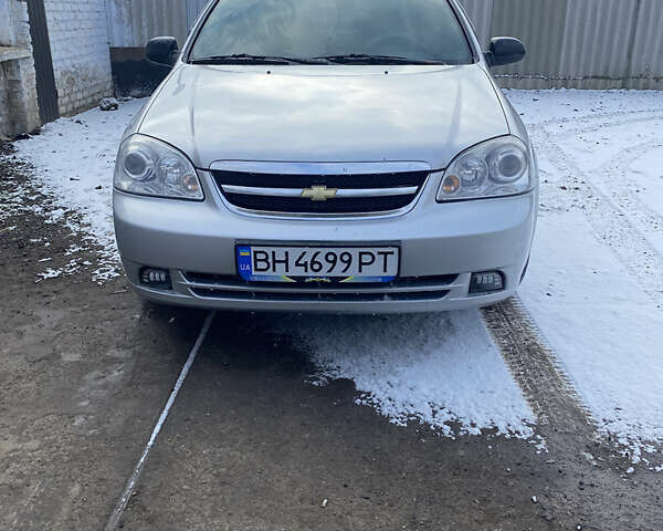 Сірий Шевроле Лачетті, об'ємом двигуна 1.6 л та пробігом 385 тис. км за 3750 $, фото 1 на Automoto.ua