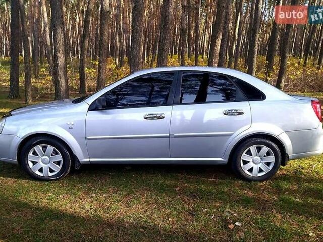 Серый Шевроле Лачетти, объемом двигателя 1.8 л и пробегом 287 тыс. км за 4000 $, фото 1 на Automoto.ua