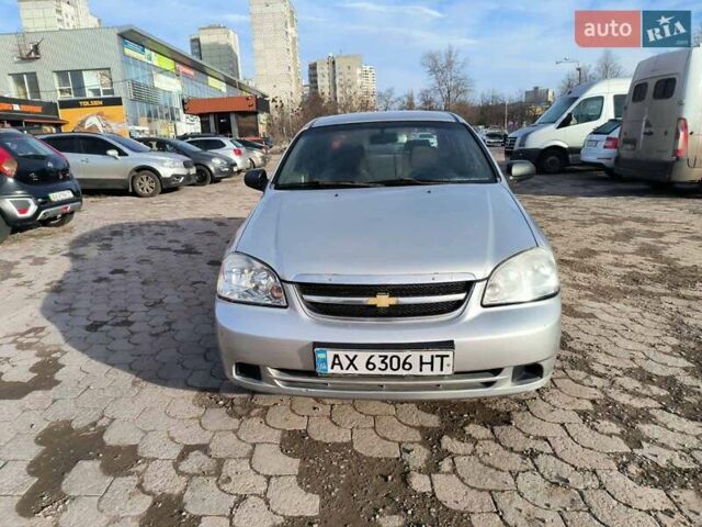 Сірий Шевроле Лачетті, об'ємом двигуна 1.6 л та пробігом 351 тис. км за 2600 $, фото 1 на Automoto.ua