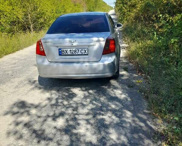 Серый Шевроле Лачетти, объемом двигателя 1.6 л и пробегом 229 тыс. км за 4199 $, фото 1 на Automoto.ua