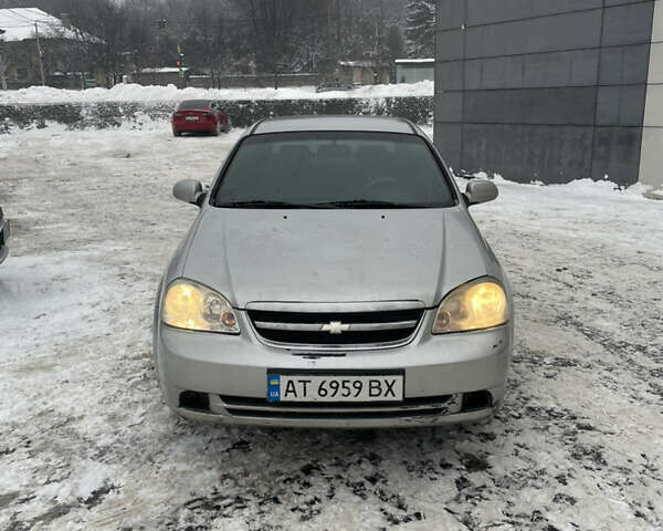 Сірий Шевроле Лачетті, об'ємом двигуна 1.8 л та пробігом 200 тис. км за 3500 $, фото 1 на Automoto.ua