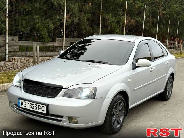 Серый Шевроле Лачетти, объемом двигателя 1.6 л и пробегом 183 тыс. км за 4699 $, фото 1 на Automoto.ua