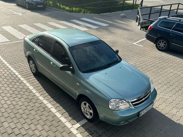 Сірий Шевроле Лачетті, об'ємом двигуна 1.6 л та пробігом 173 тис. км за 3600 $, фото 1 на Automoto.ua