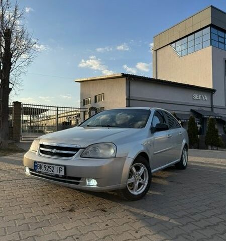 Сірий Шевроле Лачетті, об'ємом двигуна 1.6 л та пробігом 230 тис. км за 3200 $, фото 1 на Automoto.ua