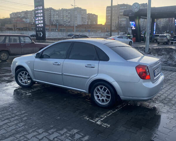 Серый Шевроле Лачетти, объемом двигателя 1.8 л и пробегом 168 тыс. км за 4900 $, фото 1 на Automoto.ua