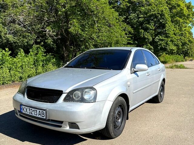 Сірий Шевроле Лачетті, об'ємом двигуна 1.8 л та пробігом 273 тис. км за 3800 $, фото 1 на Automoto.ua