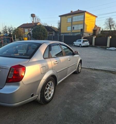 Сірий Шевроле Лачетті, об'ємом двигуна 1.8 л та пробігом 282 тис. км за 4200 $, фото 1 на Automoto.ua