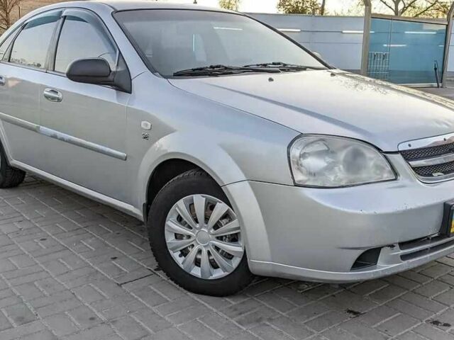 Серый Шевроле Лачетти, объемом двигателя 1.6 л и пробегом 260 тыс. км за 1500 $, фото 1 на Automoto.ua