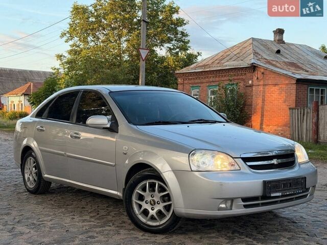Сірий Шевроле Лачетті, об'ємом двигуна 1.8 л та пробігом 175 тис. км за 4850 $, фото 1 на Automoto.ua