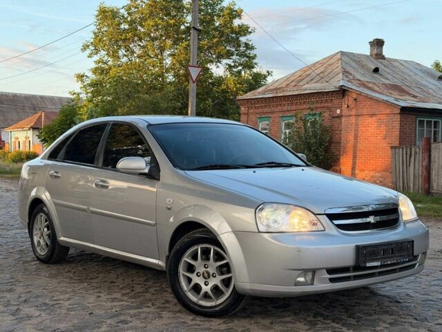 Сірий Шевроле Лачетті, об'ємом двигуна 0 л та пробігом 175 тис. км за 4850 $, фото 1 на Automoto.ua