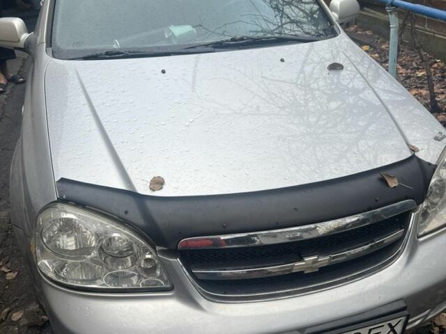 Серый Шевроле Лачетти, объемом двигателя 1.6 л и пробегом 197 тыс. км за 3200 $, фото 1 на Automoto.ua