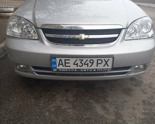 Серый Шевроле Лачетти, объемом двигателя 1.8 л и пробегом 120 тыс. км за 5500 $, фото 1 на Automoto.ua