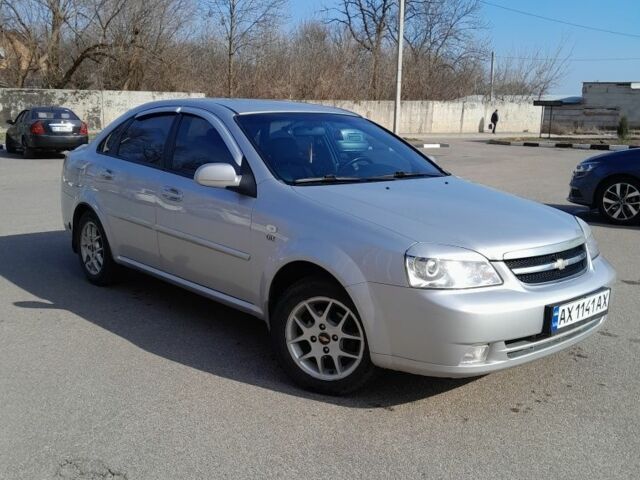 Серый Шевроле Лачетти, объемом двигателя 0 л и пробегом 253 тыс. км за 4450 $, фото 1 на Automoto.ua