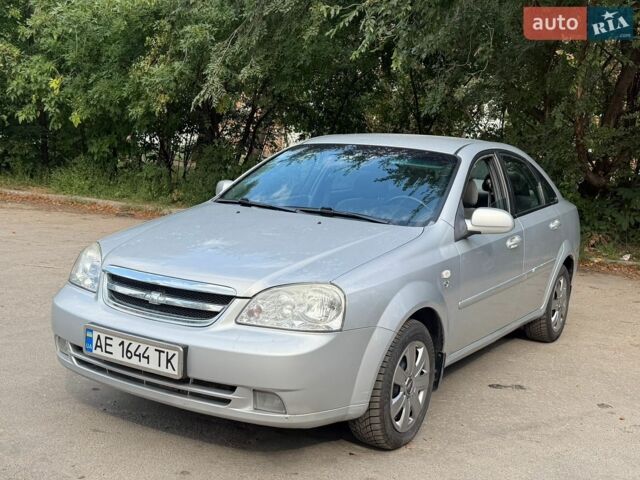 Сірий Шевроле Лачетті, об'ємом двигуна 1.8 л та пробігом 190 тис. км за 3990 $, фото 1 на Automoto.ua