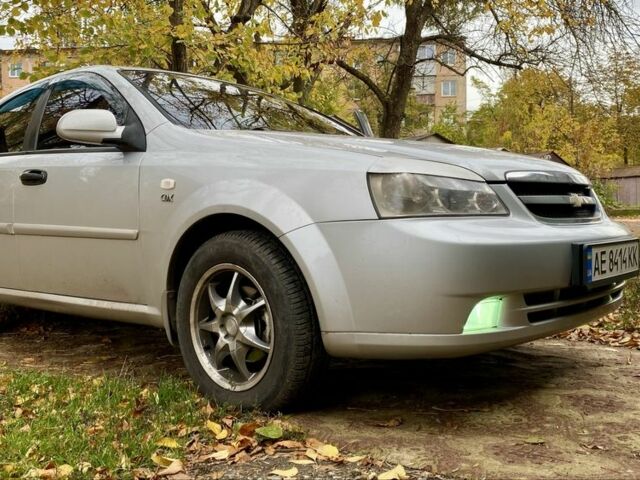 Серый Шевроле Лачетти, объемом двигателя 1.8 л и пробегом 202 тыс. км за 5800 $, фото 1 на Automoto.ua