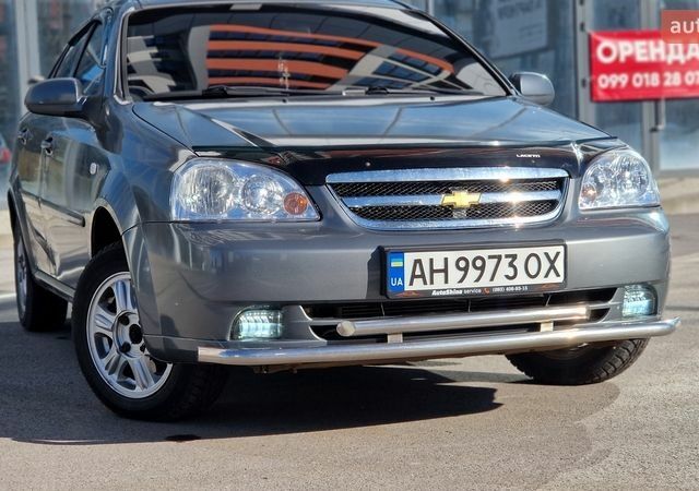 Серый Шевроле Лачетти, объемом двигателя 1.8 л и пробегом 123 тыс. км за 5700 $, фото 1 на Automoto.ua