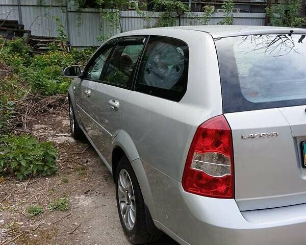 Сірий Шевроле Лачетті, об'ємом двигуна 1.8 л та пробігом 245 тис. км за 5500 $, фото 1 на Automoto.ua