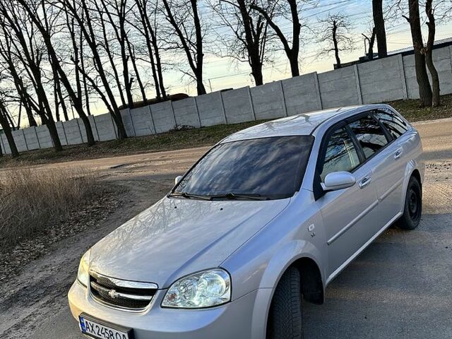 Серый Шевроле Лачетти, объемом двигателя 1.8 л и пробегом 300 тыс. км за 3350 $, фото 1 на Automoto.ua