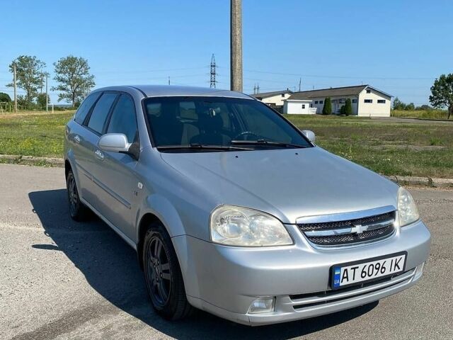 Сірий Шевроле Лачетті, об'ємом двигуна 1.8 л та пробігом 275 тис. км за 3200 $, фото 1 на Automoto.ua