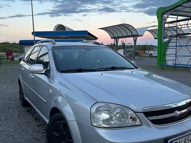 Сірий Шевроле Лачетті, об'ємом двигуна 1.8 л та пробігом 380 тис. км за 2550 $, фото 1 на Automoto.ua