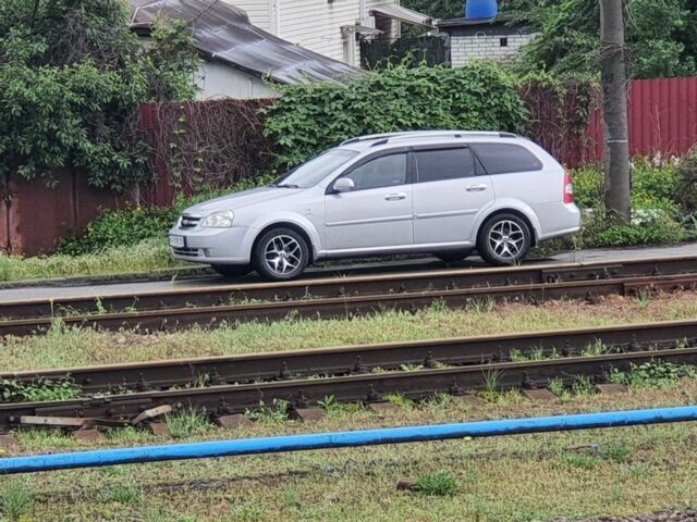 Серый Шевроле Лачетти, объемом двигателя 1.8 л и пробегом 274 тыс. км за 4600 $, фото 1 на Automoto.ua