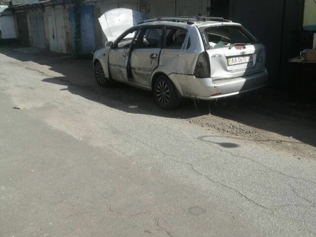 Серый Шевроле Лачетти, объемом двигателя 1.8 л и пробегом 240 тыс. км за 1598 $, фото 1 на Automoto.ua