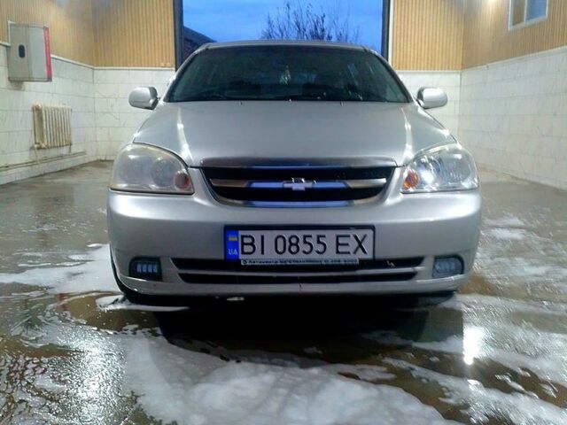 Сірий Шевроле Лачетті, об'ємом двигуна 1.8 л та пробігом 186 тис. км за 5000 $, фото 1 на Automoto.ua