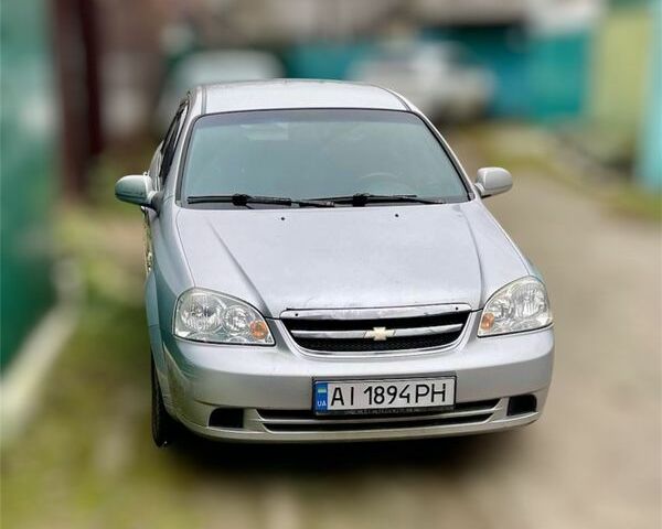 Сірий Шевроле Лачетті, об'ємом двигуна 1.8 л та пробігом 320 тис. км за 3500 $, фото 1 на Automoto.ua