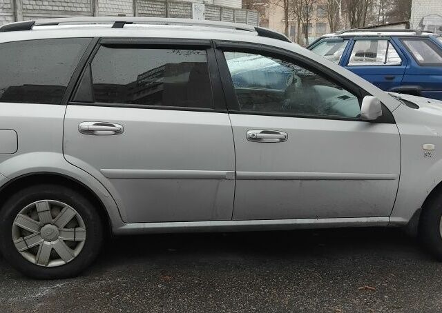 Сірий Шевроле Лачетті, об'ємом двигуна 0 л та пробігом 325 тис. км за 2300 $, фото 1 на Automoto.ua