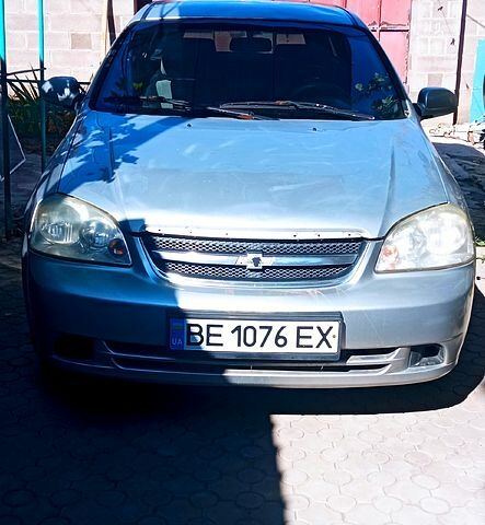 Серый Шевроле Лачетти, объемом двигателя 1.8 л и пробегом 188 тыс. км за 3000 $, фото 1 на Automoto.ua