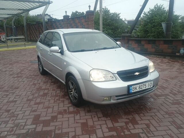 Сірий Шевроле Лачетті, об'ємом двигуна 1.8 л та пробігом 242 тис. км за 2500 $, фото 1 на Automoto.ua