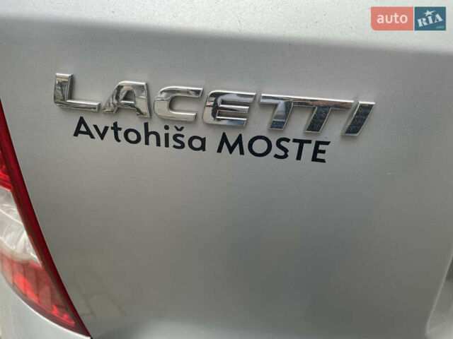 Серый Шевроле Лачетти, объемом двигателя 1.6 л и пробегом 320 тыс. км за 4800 $, фото 1 на Automoto.ua