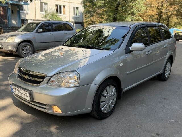 Серый Шевроле Лачетти, объемом двигателя 1.8 л и пробегом 285 тыс. км за 2295 $, фото 1 на Automoto.ua
